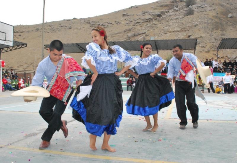 Resultado de imagen para BAILES  EN PERÃš, IMÃGENES